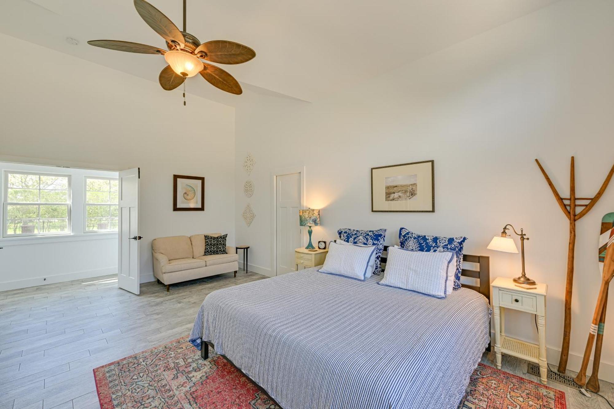 Distinctive Hamptons Home With Pool Near Bay, Ocean خلجان هامبتون المظهر الخارجي الصورة