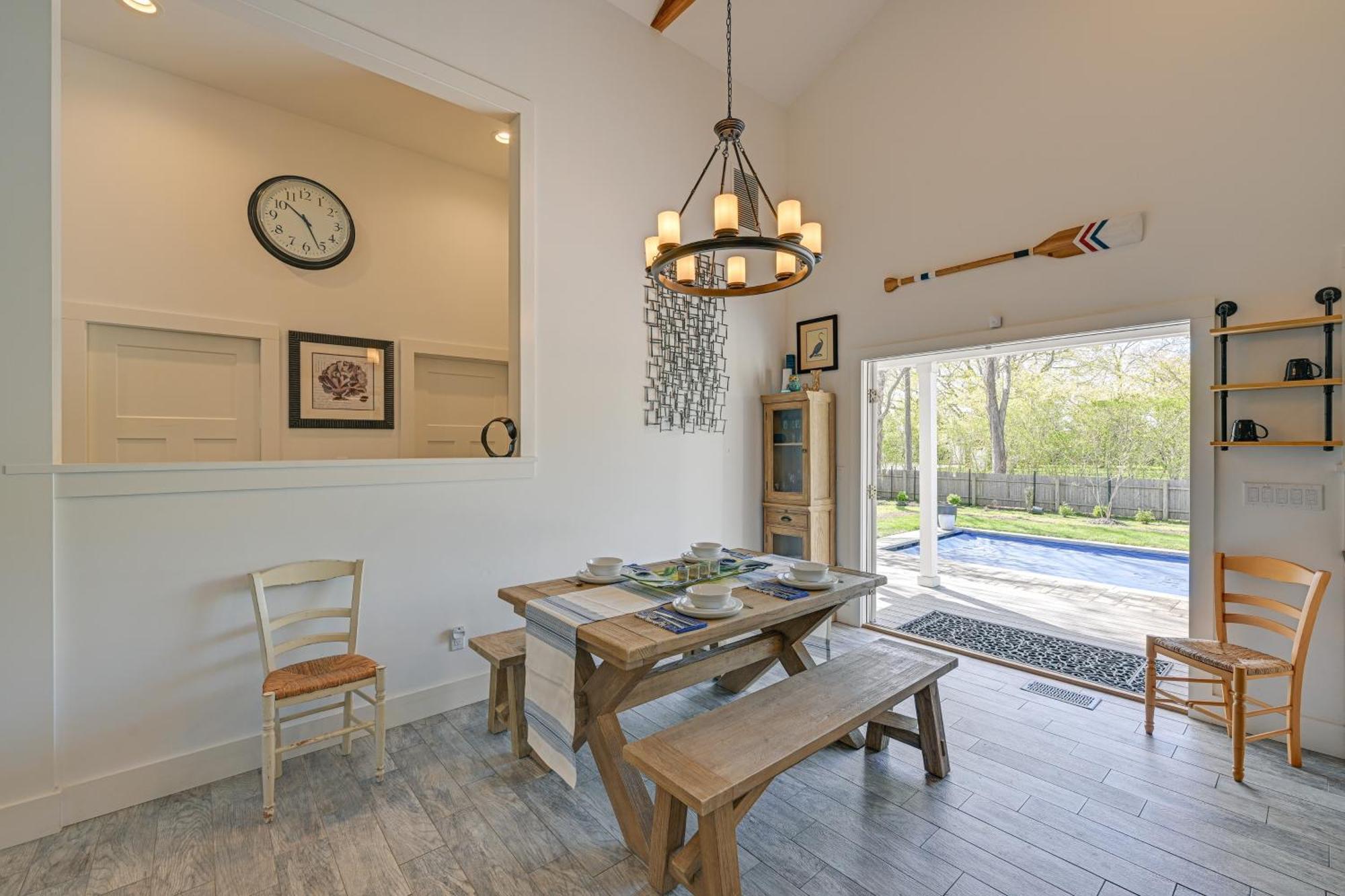 Distinctive Hamptons Home With Pool Near Bay, Ocean خلجان هامبتون المظهر الخارجي الصورة
