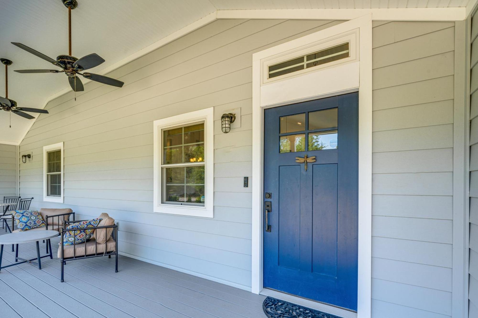 Distinctive Hamptons Home With Pool Near Bay, Ocean خلجان هامبتون المظهر الخارجي الصورة