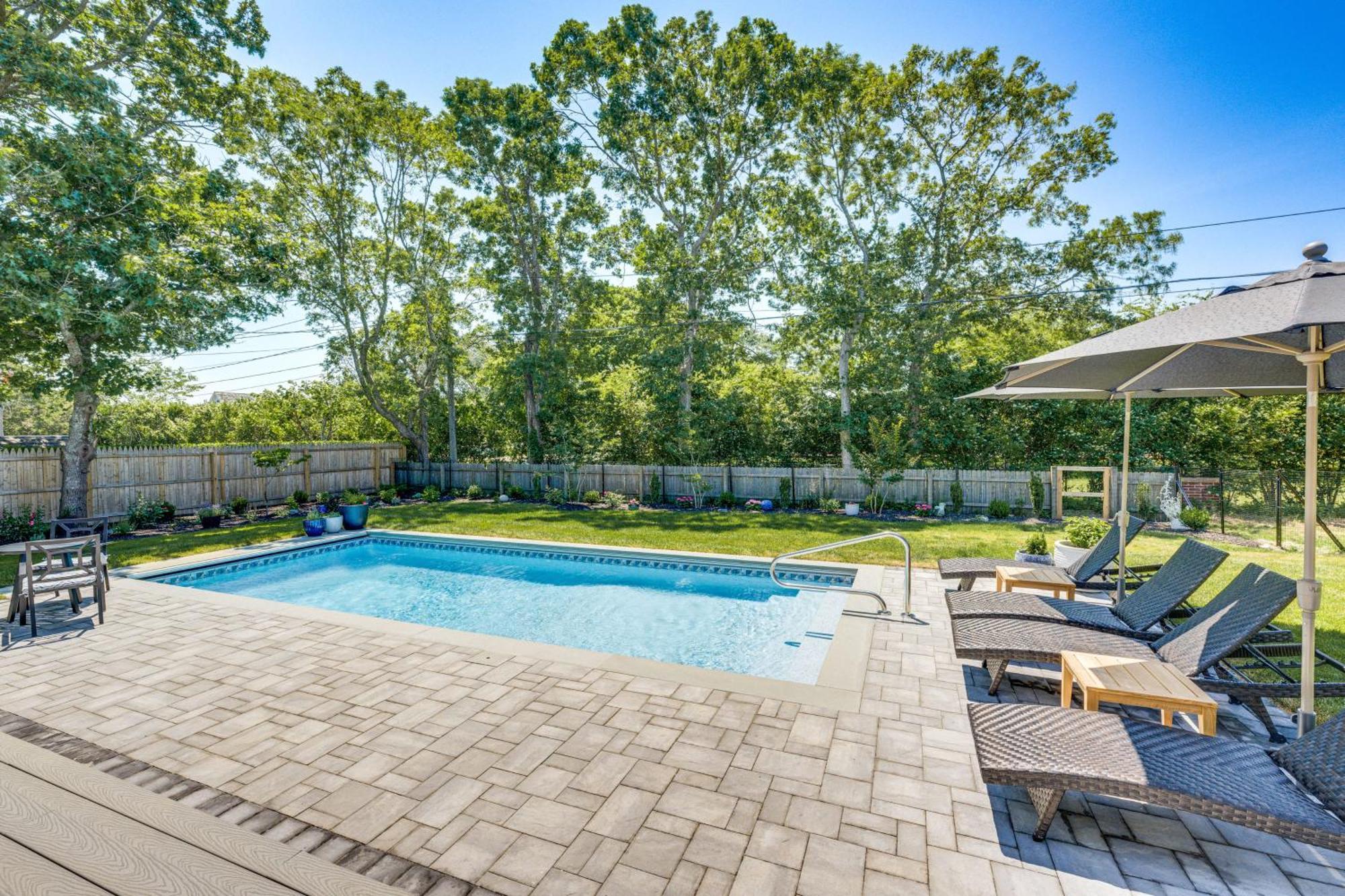 Distinctive Hamptons Home With Pool Near Bay, Ocean خلجان هامبتون المظهر الخارجي الصورة